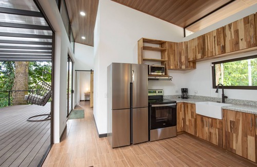 Portalon House | Henaway House/Partial Ocean View/Nature/trails ha Waterfalls/near beaches