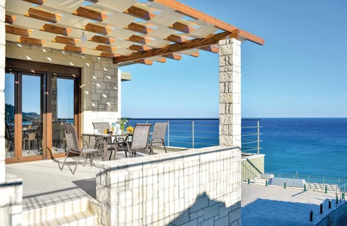 Kastri House | Here, about 60 km from Iraklio or Heraklion, a very relaxing area of Crete awaits you.