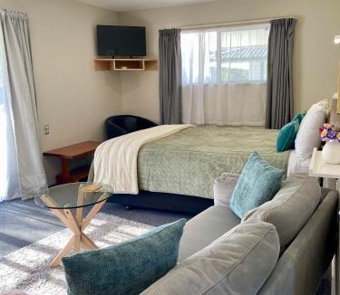 Haast Hotel | Heritage Park Lodge