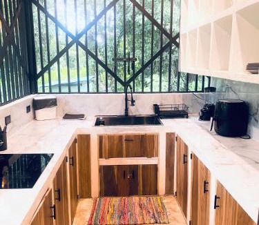 Punta Uva Apartment | Hidden jungle spot 50m from the Caribbean Sea