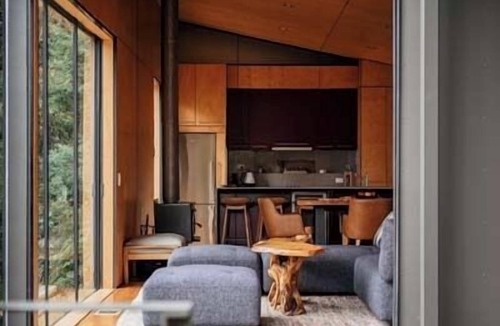 Police Point Cottage | Hidden on Huon, exclusive getaway