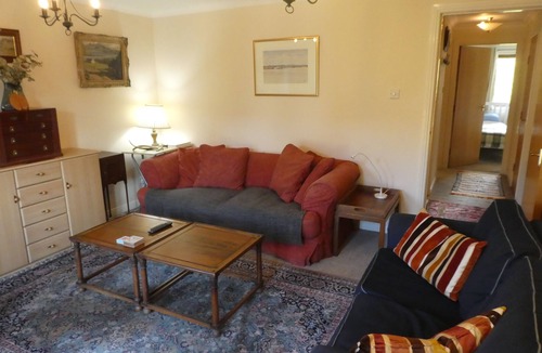 Tollcross Apartment | High Riggs, Tollcross, Old Town, Edinburgh