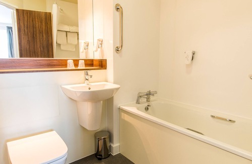 Auchengray Hotel | Highland Gate, Stirling by Marston's Inns
