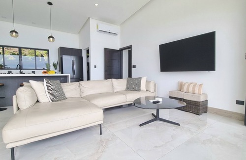 Camaronal House | Hilltop Haven: 3 Master Suites, Ocean&jungle Views