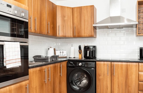 Dundee Apartment | Hilltown by Central Serviced Apartments