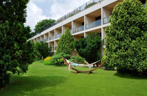 Harbiye Hotel | Hilton Istanbul Bosphorus