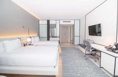 Mata Redonda Hotel | Hilton San Jose La Sabana