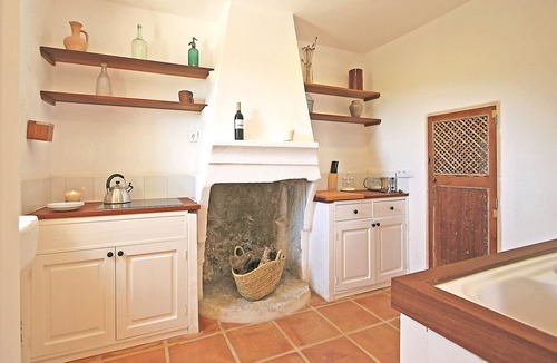 Manacor House | Historic finca, pool, rustic kitchen, tranquillity, close to the beach