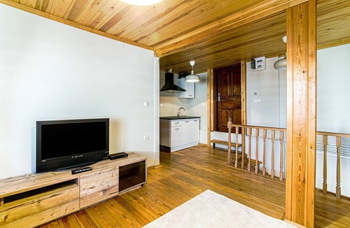 Beyoglu Villa | Historical Duplex Villa with Patio in Beyoglu