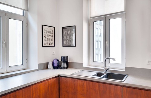 Pera Apartment | Historical Flat with Balcony near Galata Tower