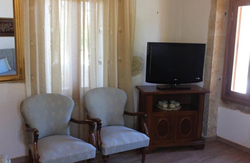 Pasalites Apartment | Historical stone house