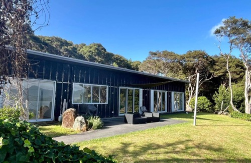 Whirinaki House | Hokianga Heaven - a bush sanctuary by the sea.