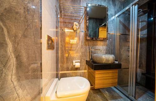 Bakırkoy Hotel | Holiday Business Otel