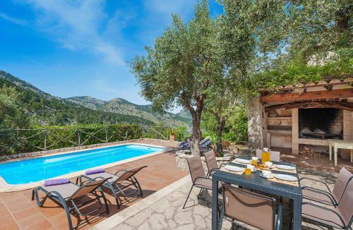 Selva House | Holiday Home Es Barracar by Interhome