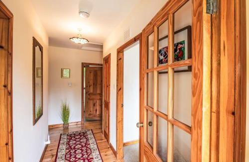 Invermoriston House | Holiday Home Farmburn by Interhome