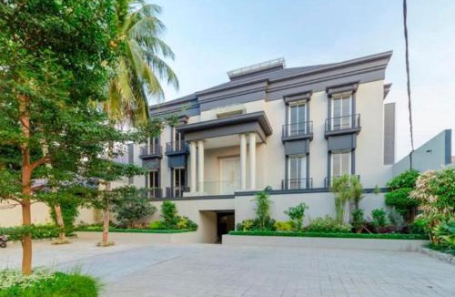 Grogol Utara House | Home 899 Patal Senayan