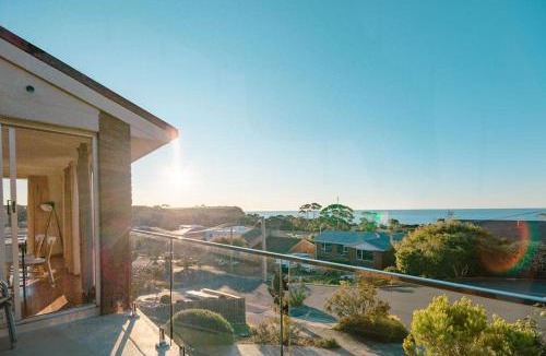 Devonport House | Home & Away at Coles Beach