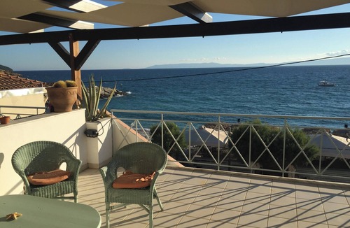 Akrogialion Apartment | Homerez - Apt. sea view in Akrogiali
