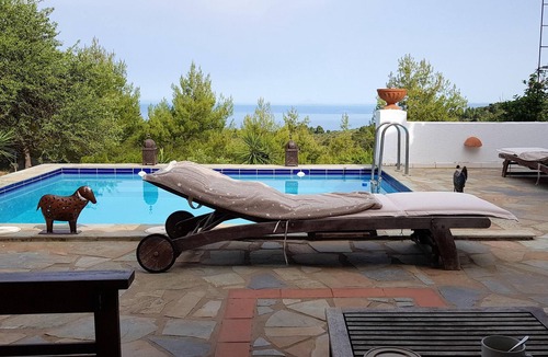 Lepreo Villa | Homerez - Spacious villa 5 km away from the beach for 8 ppl. with swimming-pool