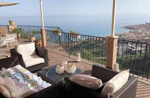 Cefalu Villa | Homerez - Villa in Cefalù