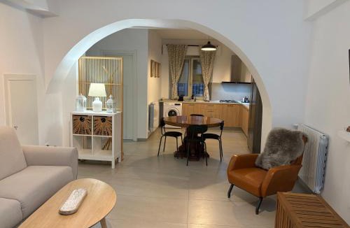 Prunella Apartment | HOMES By PALUMBO