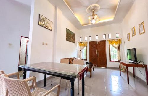 Sinduharjo House | Homestay Jogja Jakal 3 Dekat UGM by Simply Homy