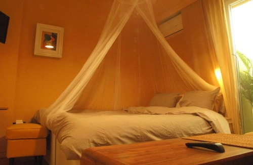 Ilisia Apartment | Homey and calm yet central (by the Hilton)