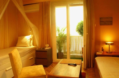 Ilisia Apartment | Homey and calm yet central (by the Hilton)