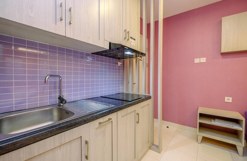 Citaringgul Apartment | Homey and Modern Studio at Sentul Tower Apartment