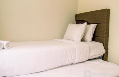 Panunggangan Utara Apartment | Homey and Serene 2BR at Great Western Resort Apartment By Travelio