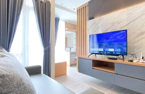 Cikarang Apartment | Homey and Spacious Studio Vasanta Innopark Apartment By Travelio