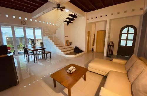 Ngaglik House | Homey Space Near Kaliurang - Arfani's House