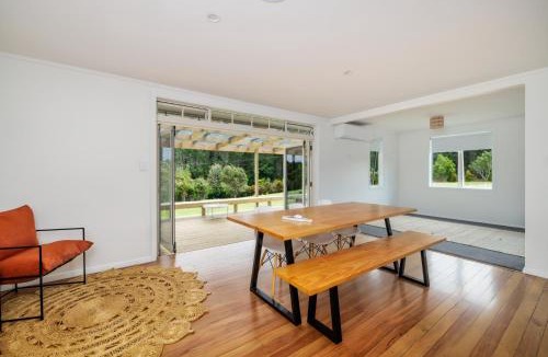 Kerikeri House | Hook and Line Hideaway - Kerikeri Holiday Home