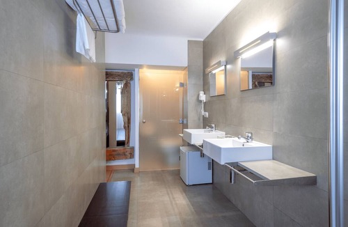 Ibiza City Centre Hotel | Hostal Parque Ibiza