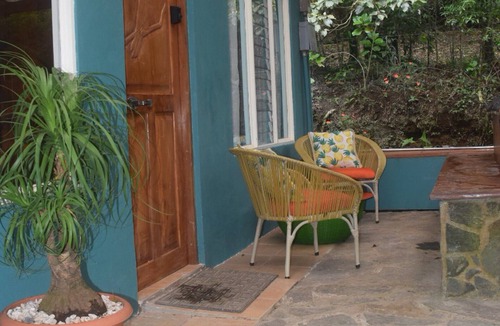 Monteverde House | Hot Tub! Newly Renovated! ½ Mile From the Reserve. Perfect for families!