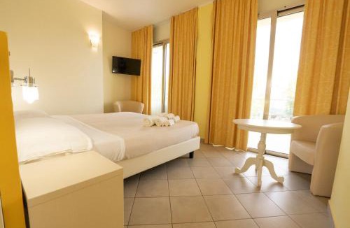 Vibo Marina Hotel | Hotel Baia Di Trainiti