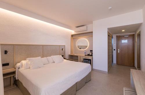Sant Antoni de Portmany Hotel | Hotel Gran Sol