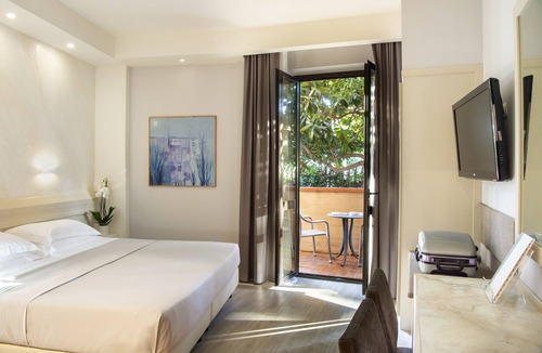 Lungarno del Tempio Hotel | Hotel Grifone