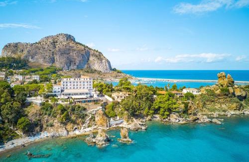 Cefalu Hotel | Hotel Kalura
