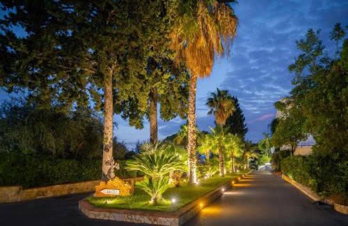Cefalu Hotel | Hotel Kalura