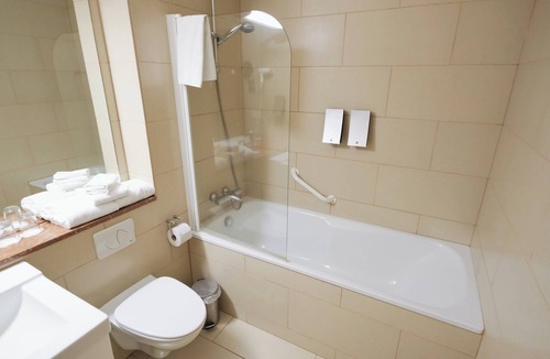 Kirkjubaejarklaustur Hotel | Hotel Laki