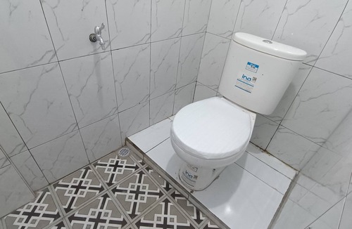 Tembalang Hotel | Hotel O Kd House