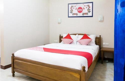 Pacitan Hotel | Hotel O Srikandi Hotel