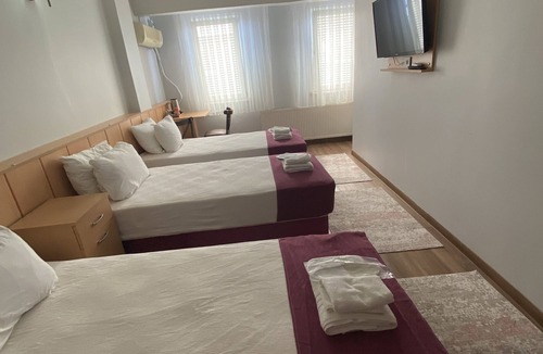 Kucukcekmece Hotel | Hotel Ozsefa