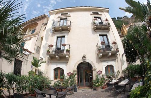 Scilla Hotel | Hotel Palazzo Krataiis