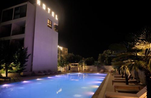 Qeparo Hotel | Hotel Qeparo