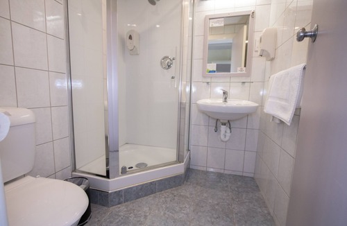 Wellington Hostel | Hotel Waterloo & Backpackers