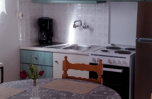 Kompi House | House Giannis Haikos Two minutes walk to the beach Peroulia