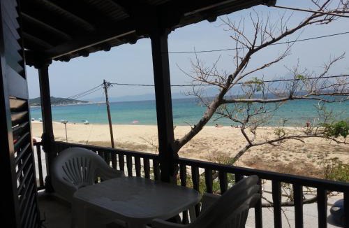 Sarti Apartment | House Kosmas on the beach