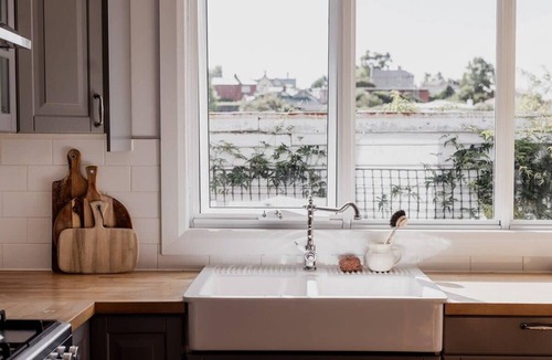 West Hobart House | House on The Hill in central West Hobart